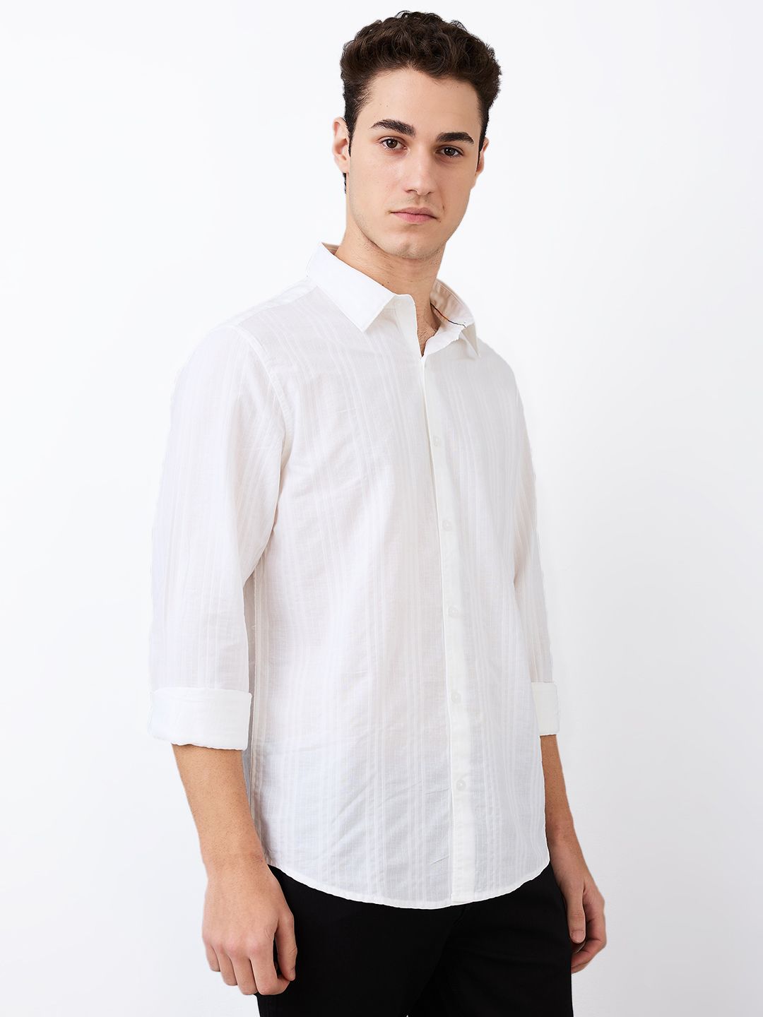 SPYKAR Men Slim Fit Spread Collar Textured Cotton Casual Shirt