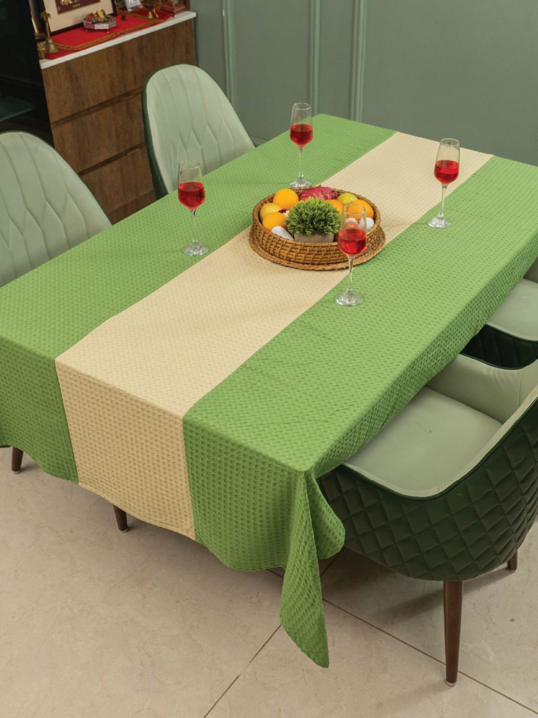 URBAN SPACE Green & Cream Anti-Slip Cotton 4-Seater Table Cover with Textured details