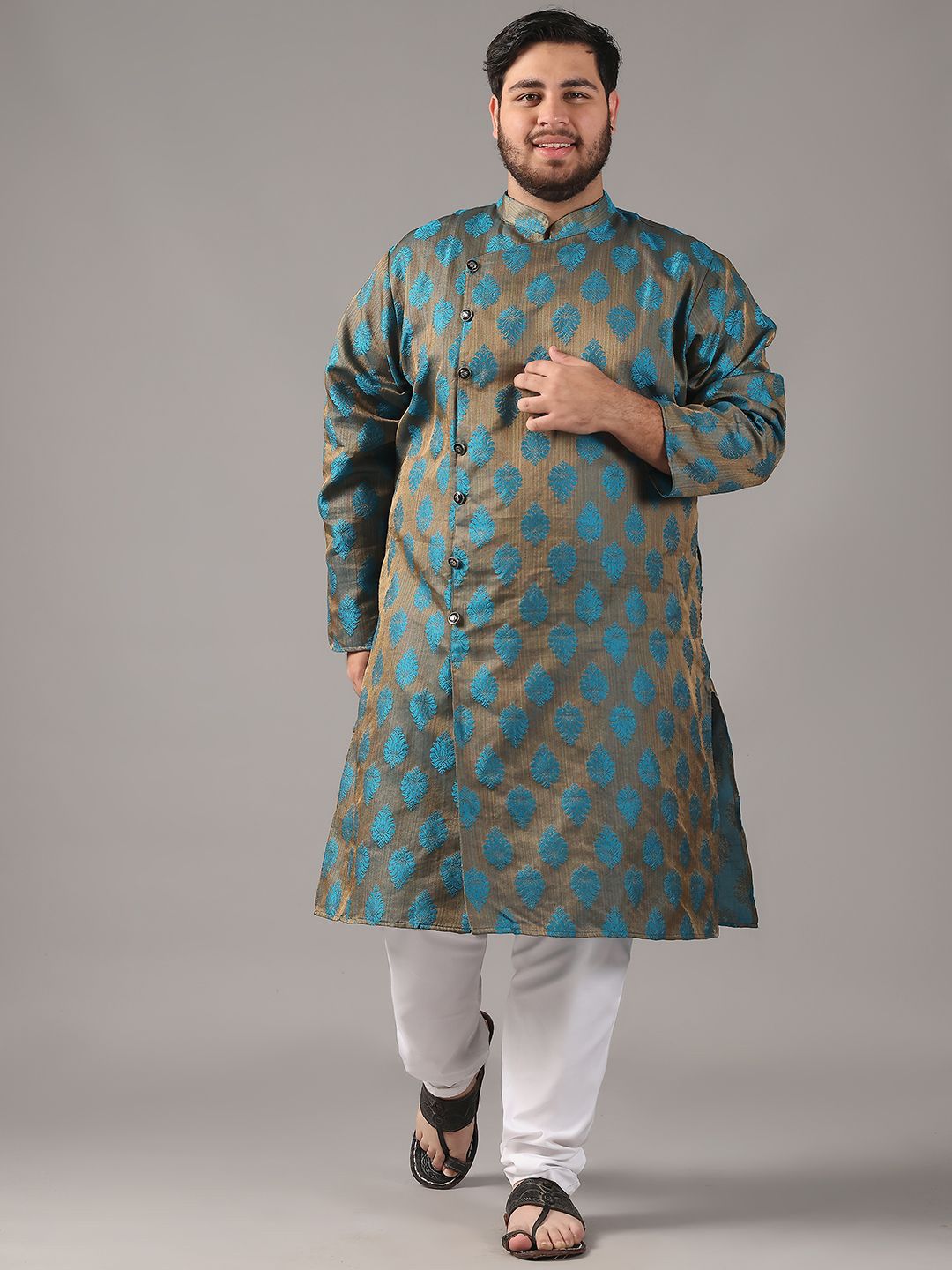 SOJANYA PLUS Size Ethnic Motifs Woven Design Mandarin Collar Jacquard Silk Straight Kurta