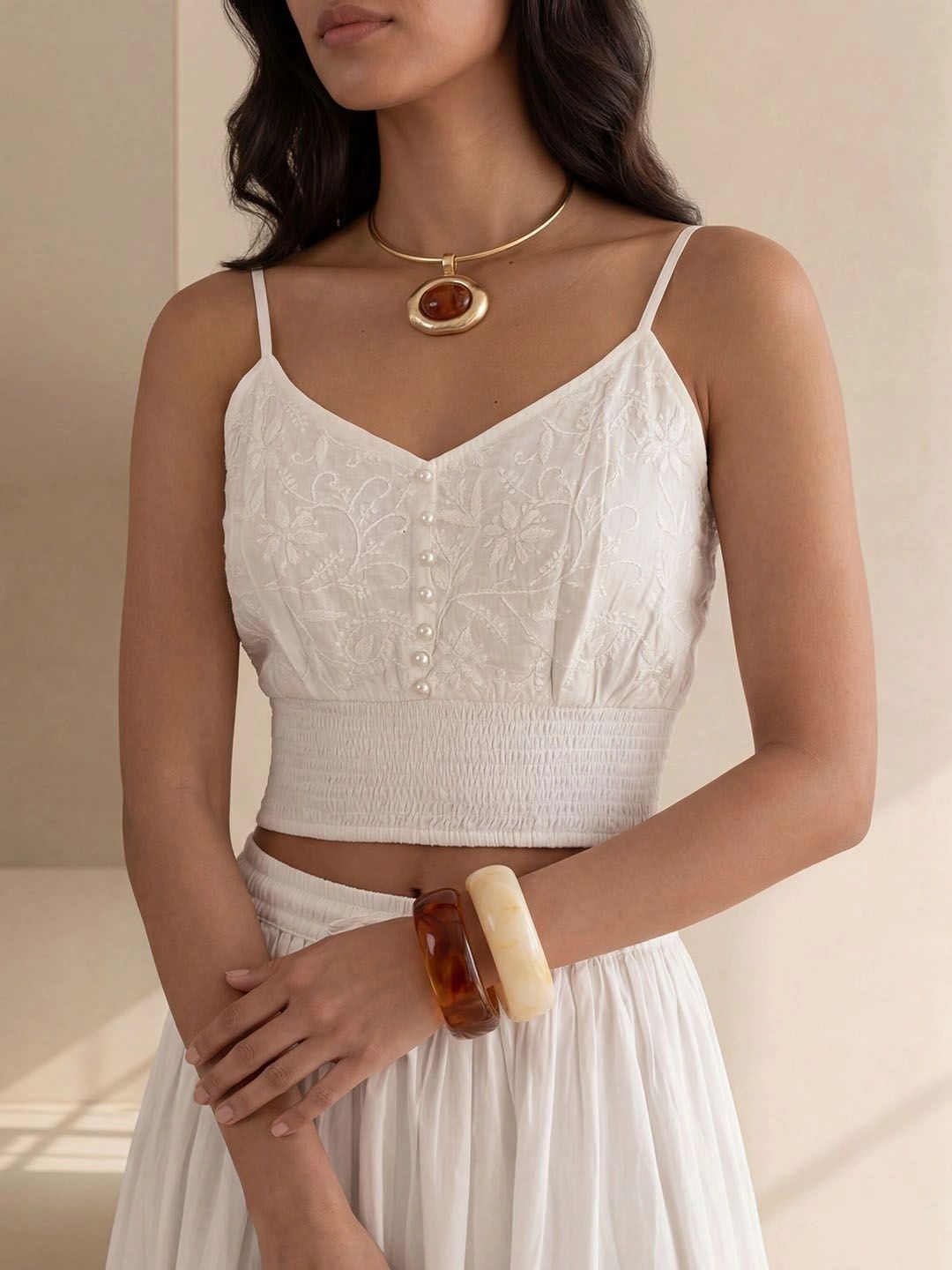Baju Crop Top Bersulam Rumah Chikankari