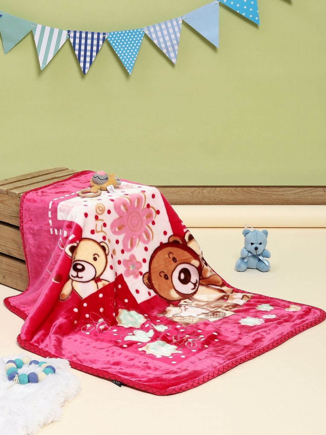 Monte Carlo Pink & Beige Cartoon Characters Mild Winter 550 GSM Single Bed Blanket