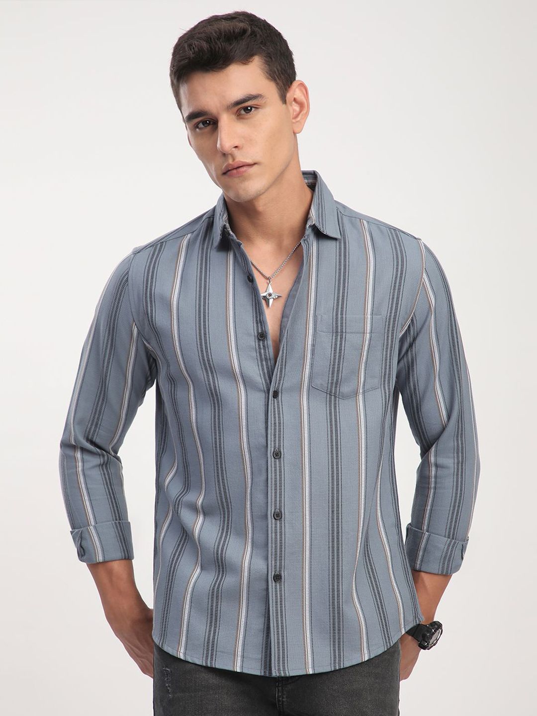 VASTRADO Men Classic Slim Fit Vertical Striped Spread Collar Cotton Casual Shirt