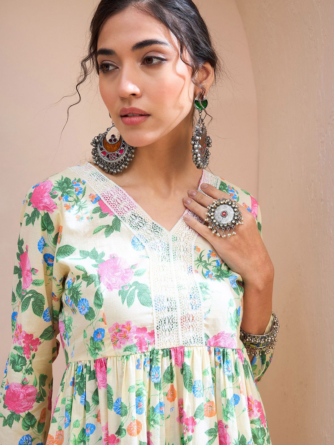 Shae by SASSAFRAS Floral Printed V-Neck Patchwork Pure Cotton Patchwork Kurti