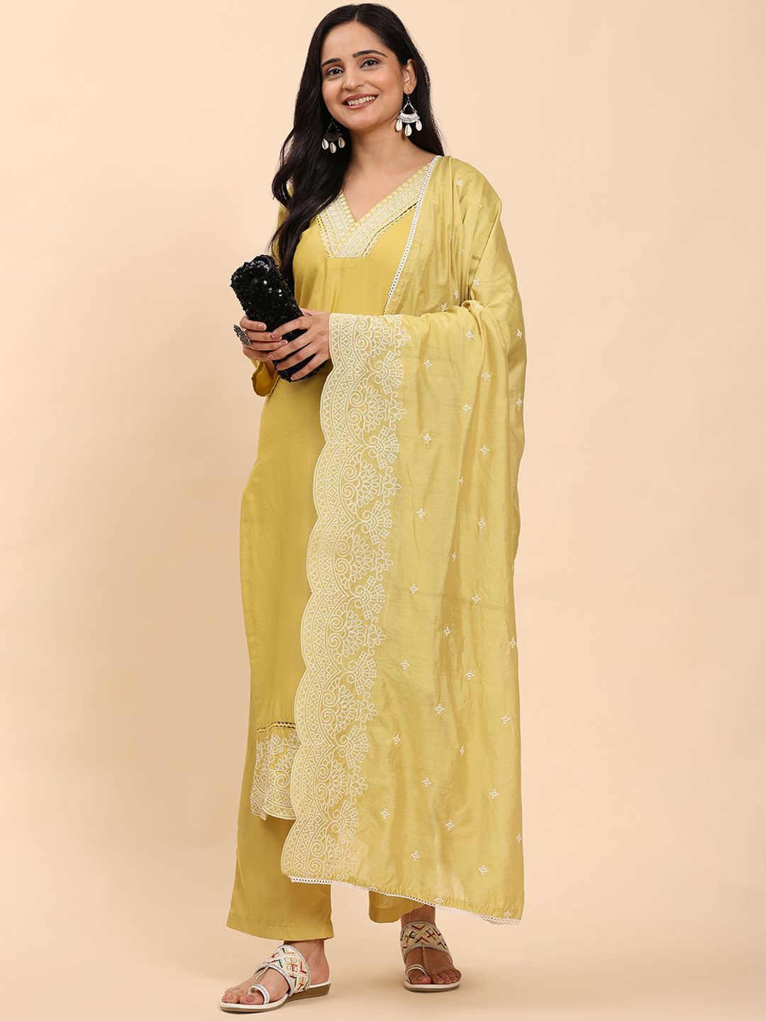 Mamicha Women Ethnic Motifs Embroidered Regular Thread Work Pure Cotton Kurta with Palazzos & With Dupatta