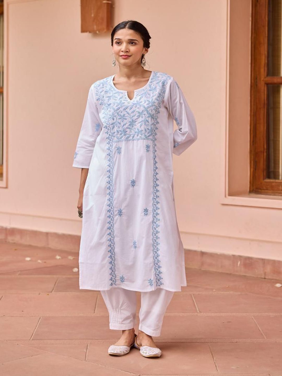 House of Chikankari Women White Cotton Chikankari Embroidered Kurta