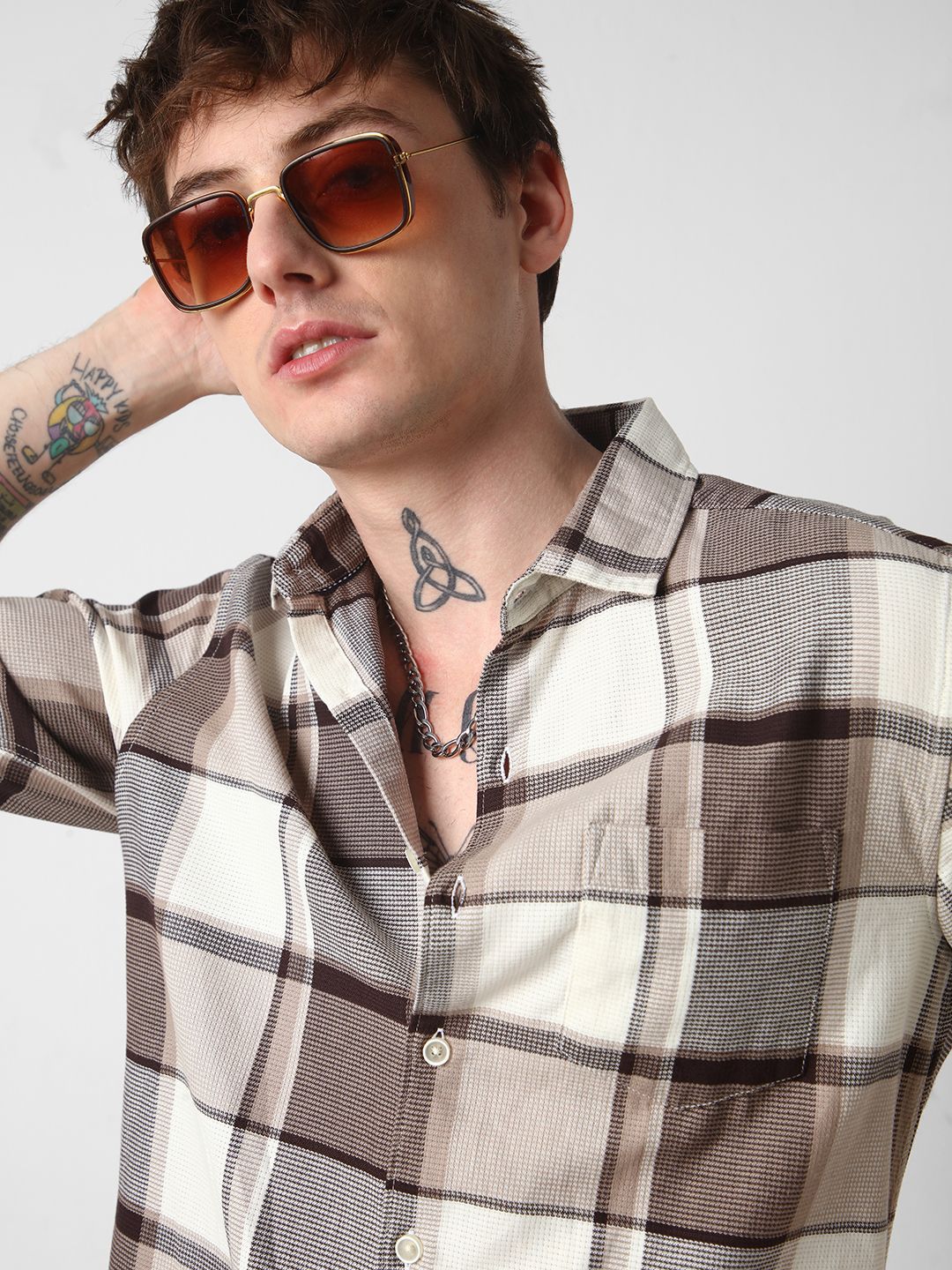 VASTRADO Men Classic Slim Fit Opaque Checked Casual Shirt