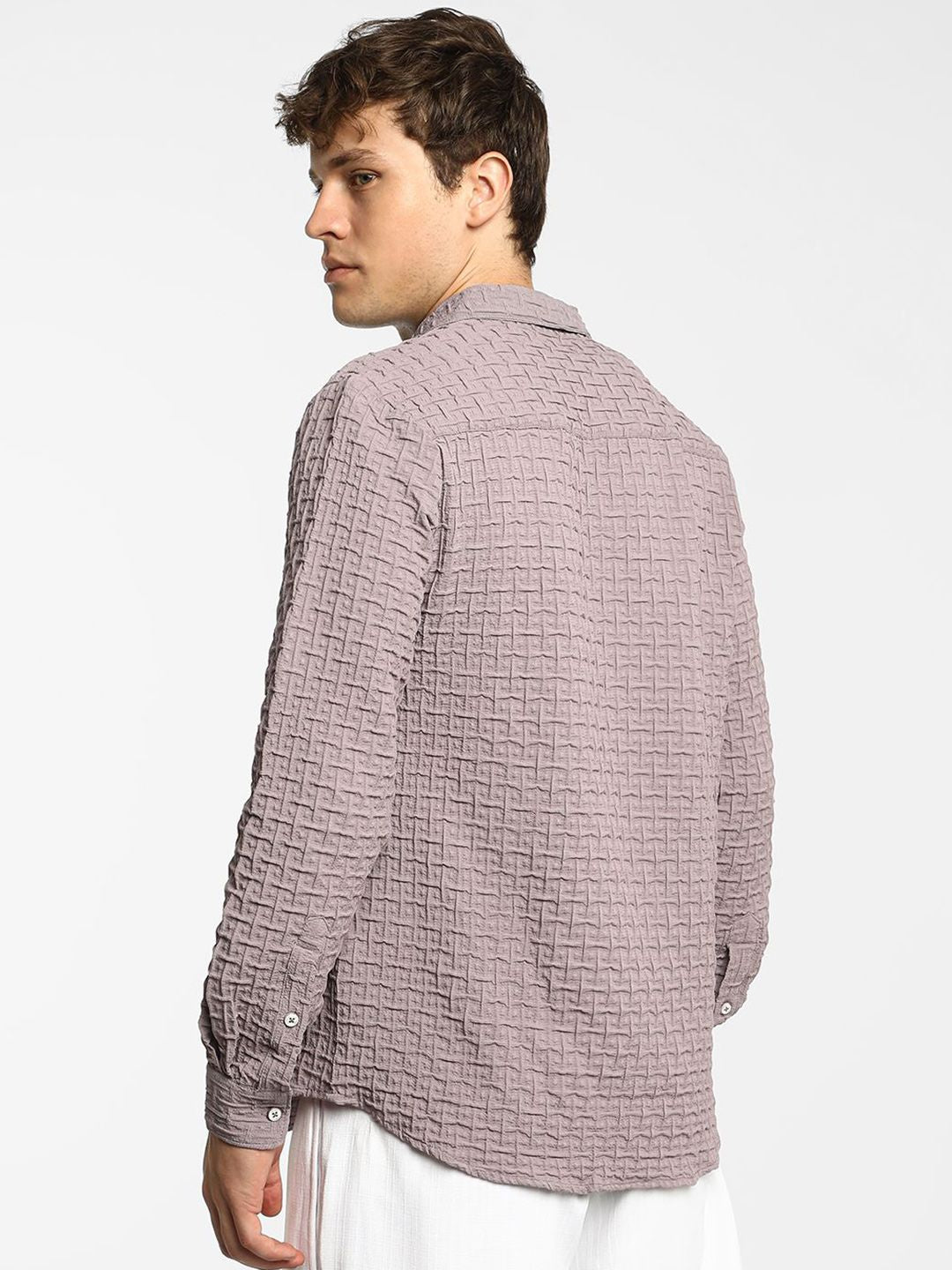 Campus Sutra Men Comfort Spread Collar Textured Polycotton Casual Shirt