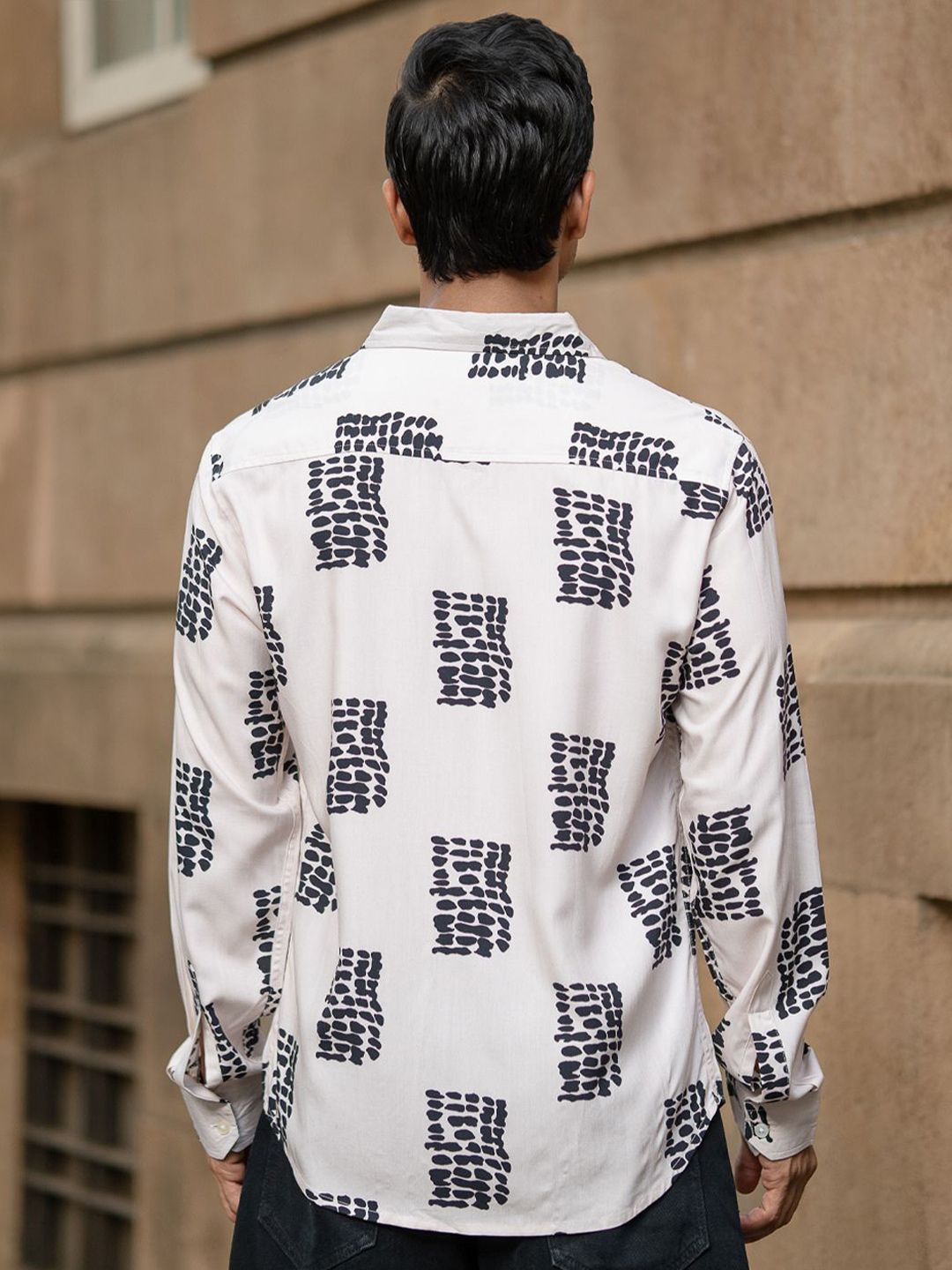Powerlook Men Abstract Printed Spread Collar Casual Shirt