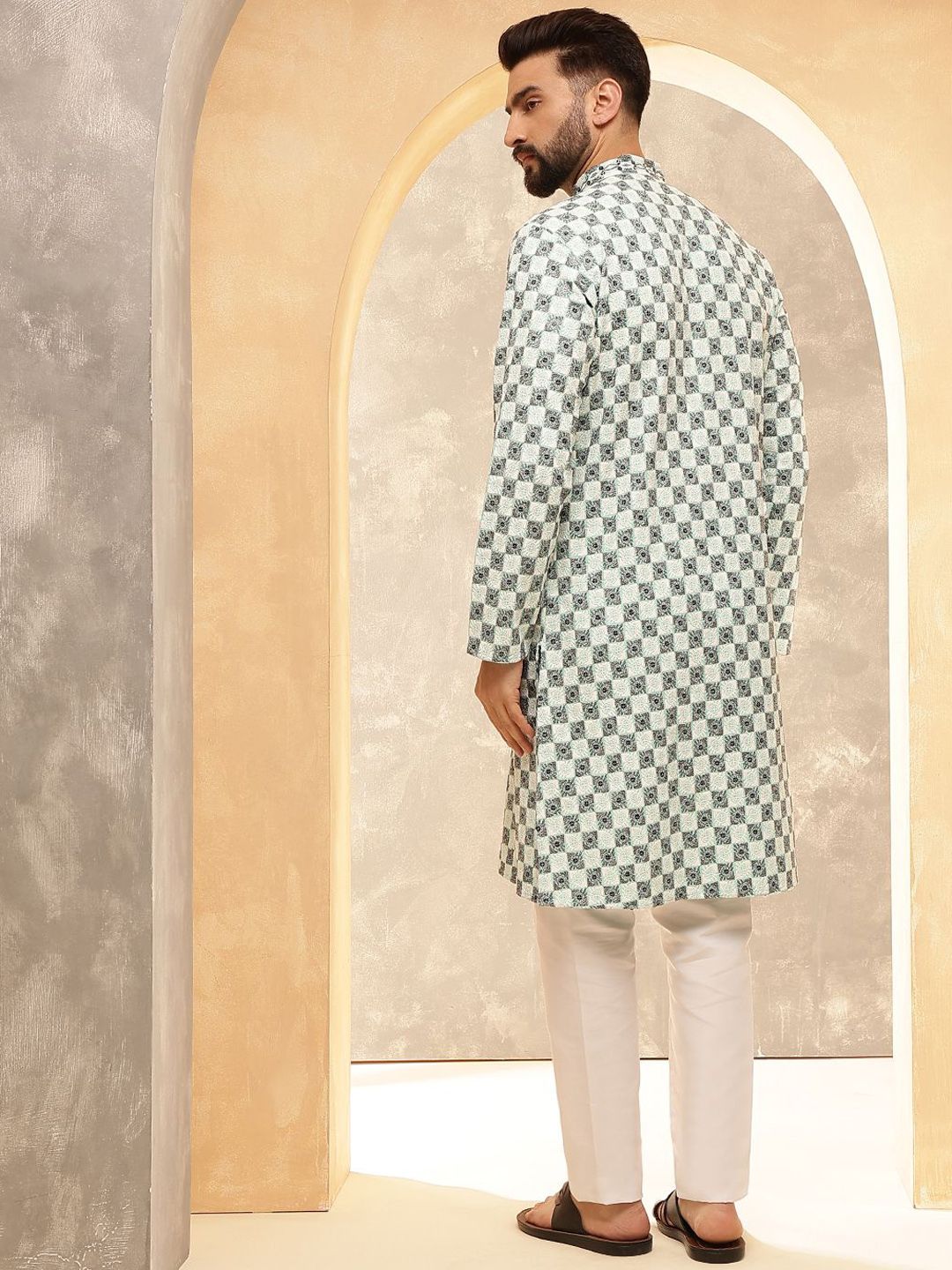 SOJANYA Kurta Kerja Benang Sulam Geometri Lelaki