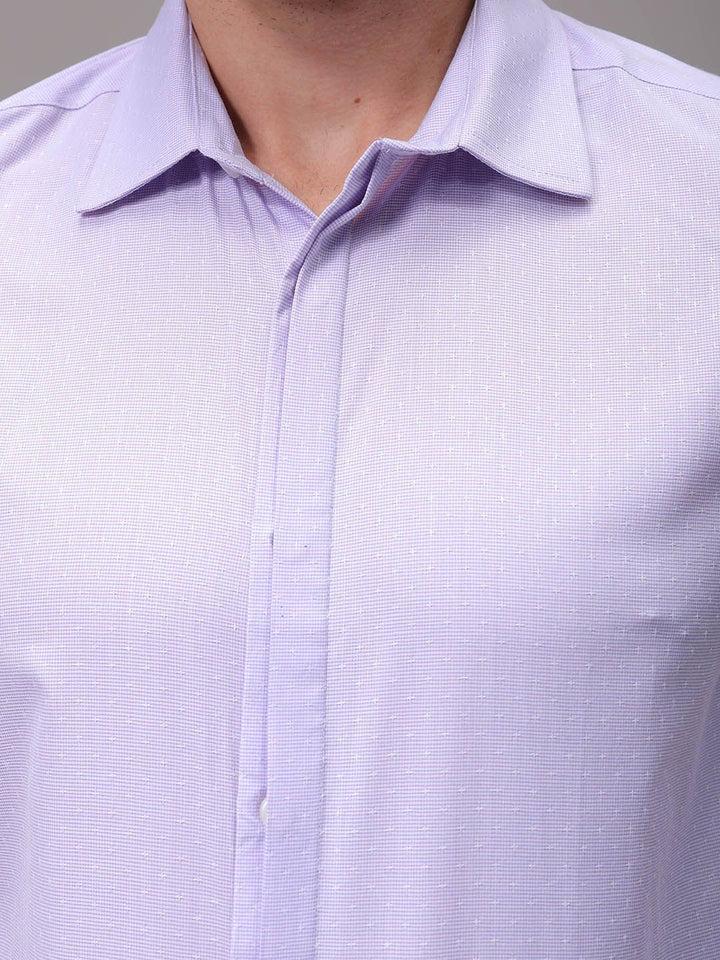 The Indian Garage Co. X Luxe Men Slim Fit Opaque Checked Formal Shirt