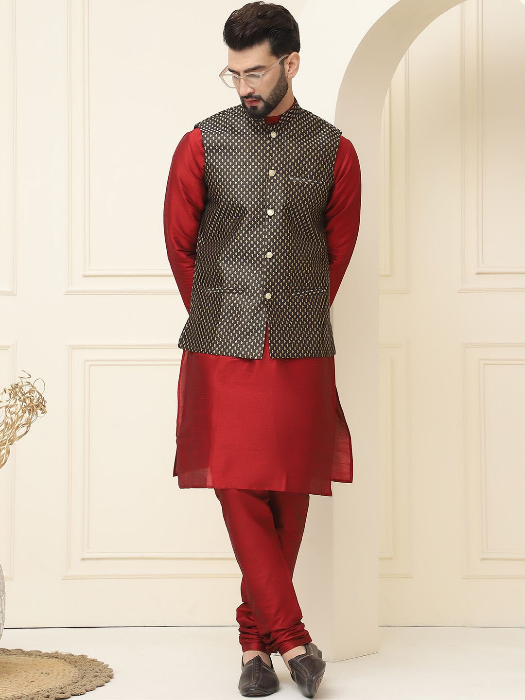 SOJANYA Kurta Kapas Sutera Kolar Mandarin Dengan Jaket Nehru Rekaan Churidar & Tenunan