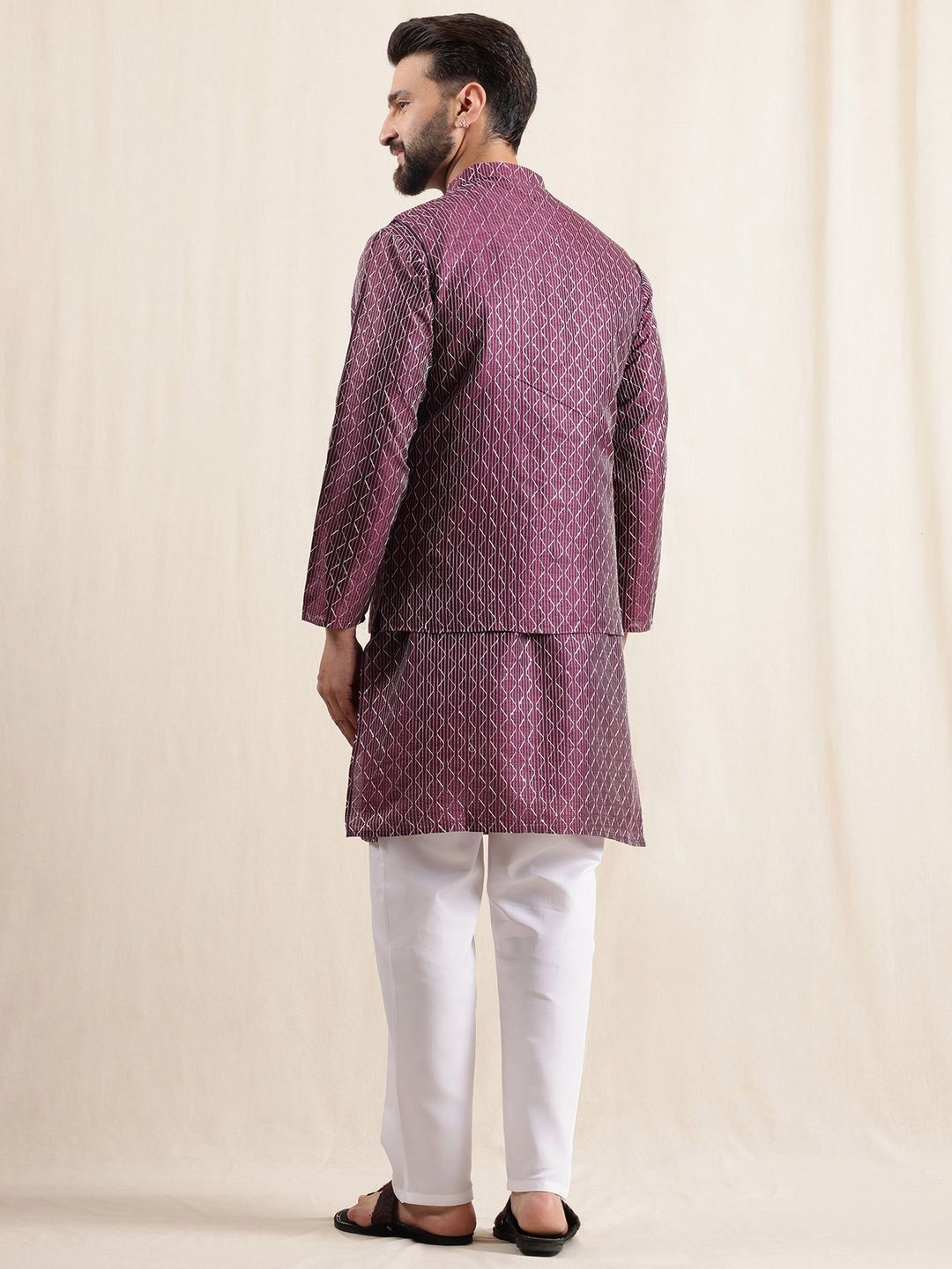 Anouk Men Geometric Embroidered Kurta with Pyjamas