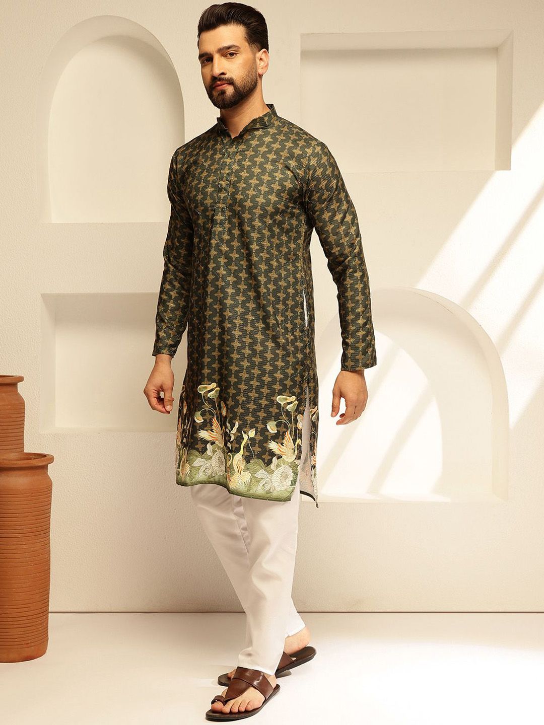 SOJANYA Floral Embroidered Sequinned Mandarin Collar Cotton Straight Kurta