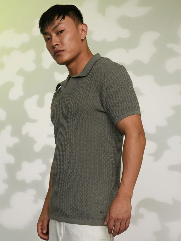 Campus Sutra Men Polo Collar Pockets T-shirt