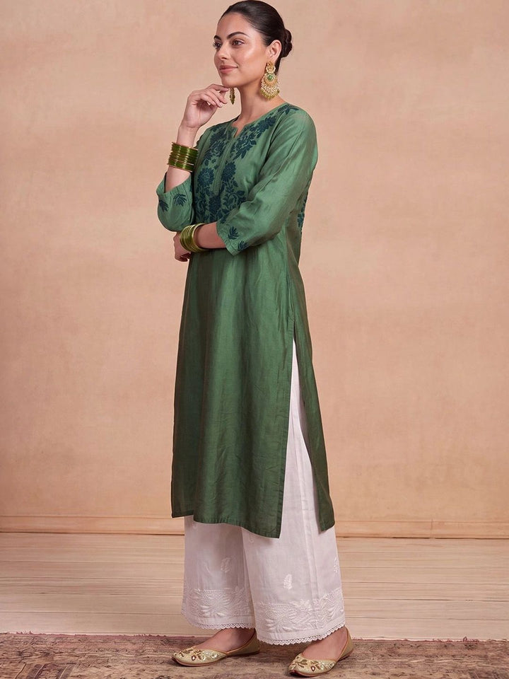 House of Chikankari Women Floral Embroidered Thread Work Chanderi Silk Kurta