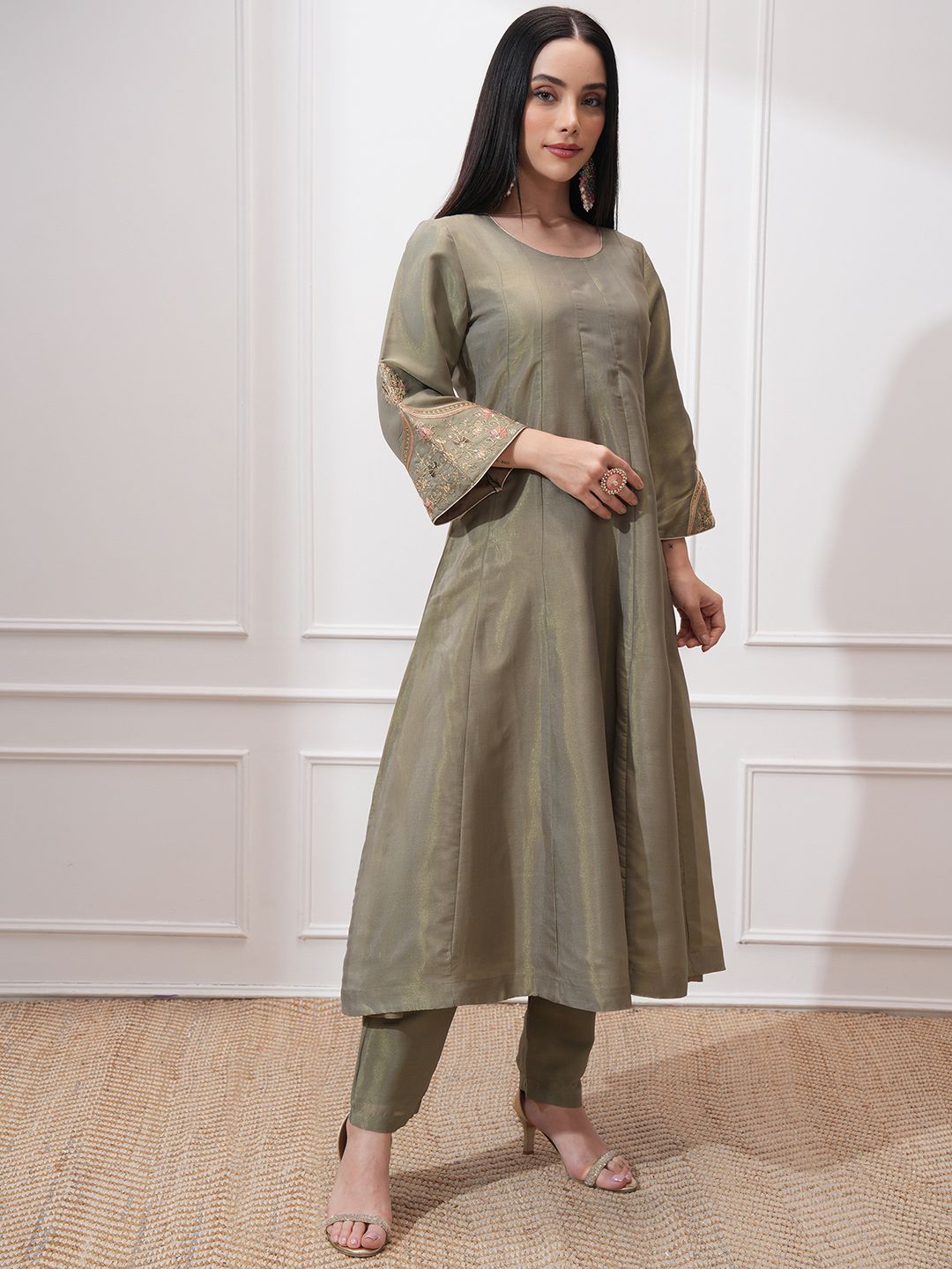 Vishudh Women Ethnic Motifs Embroidered Regular Kurta with Trousers & With Dupatta