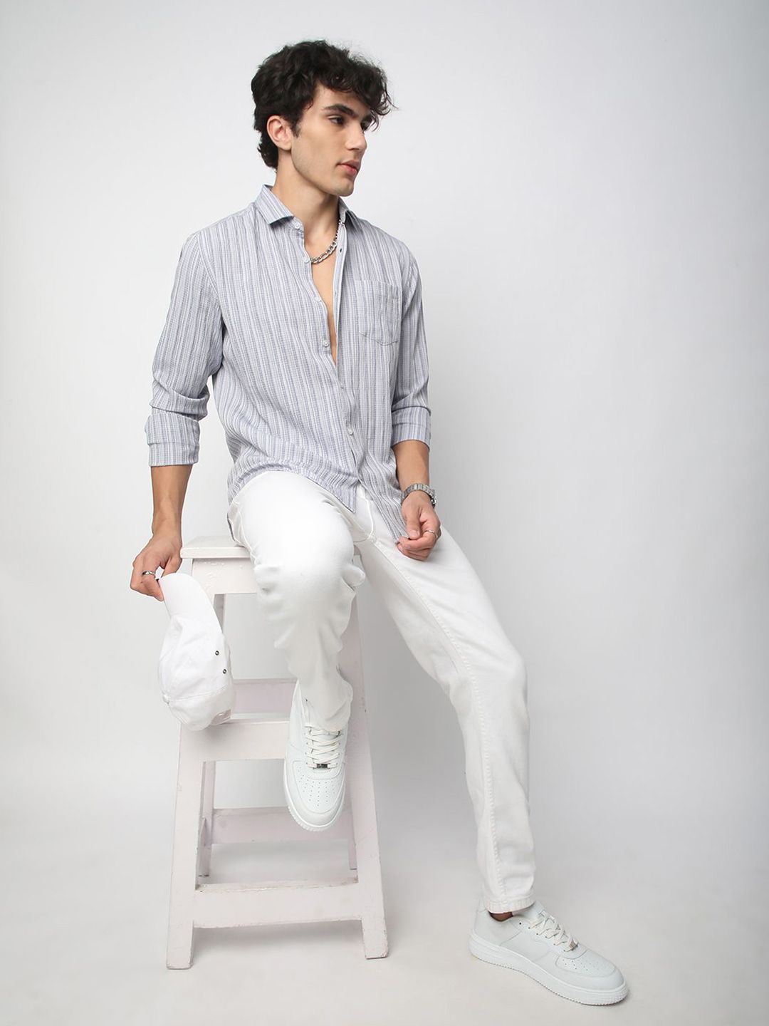 VASTRADO Men Classic Spread Collar Textured Slim Fit Casual Shirt