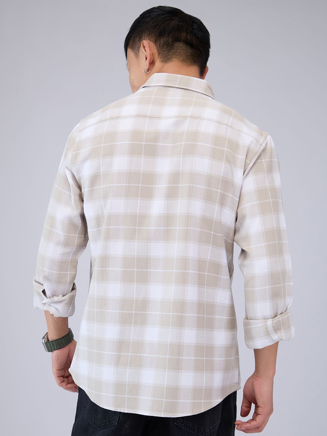 VASTRADO Men Classic Cutaway Collar Tartan Checked Cotton Slim Fit Casual Shirt