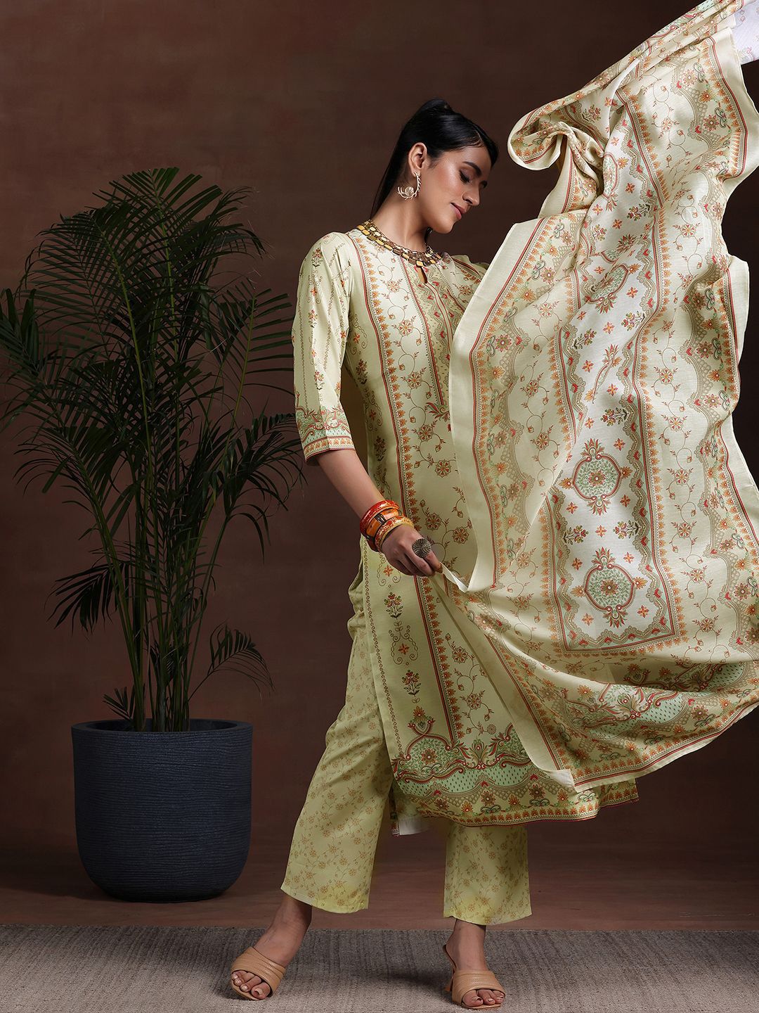 Libas Ethnic Motifs Printed Kurta with Trousers & Dupatta