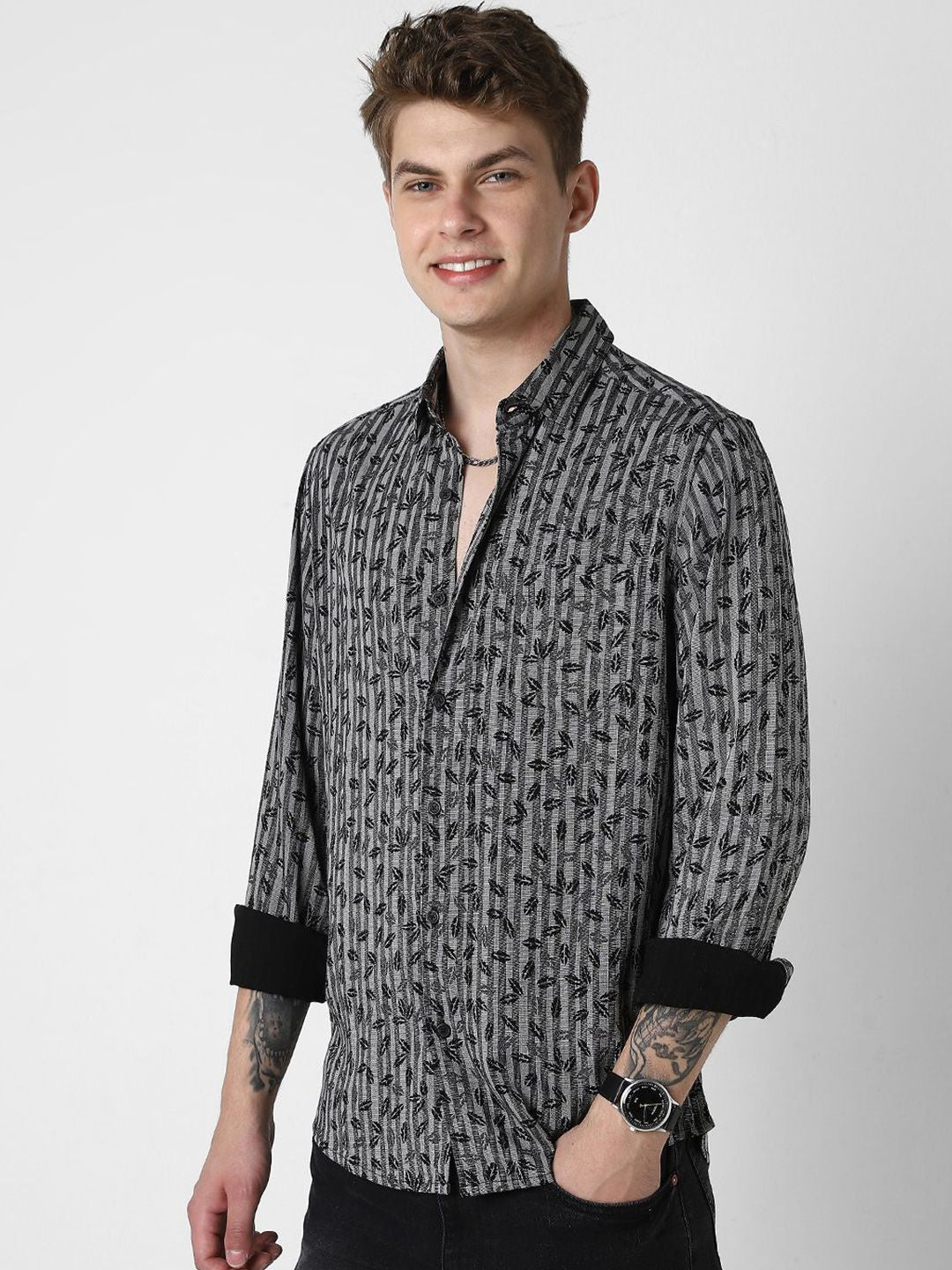 VASTRADO Men Classic Spread Collar Vertical Striped Cotton Slim Fit Casual Shirt