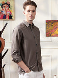 Eszett Contrast Stitch Spread Collar Baju Kasual Kapas Tulen