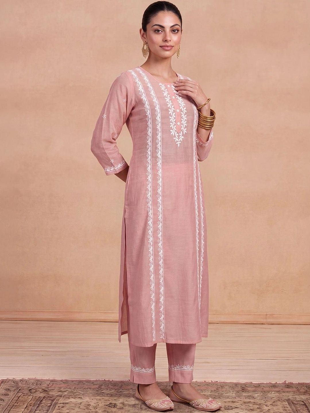 Rumah Wanita Chikankari Motif Etnik Bersulam Kurta Chikankari Biasa dengan Seluar