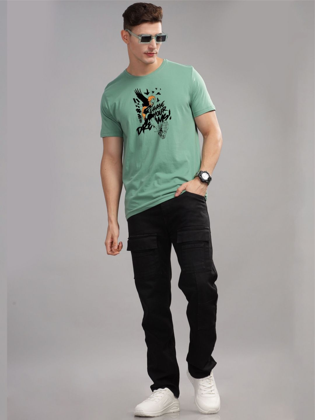 ADRO Men Printed Applique T-shirt