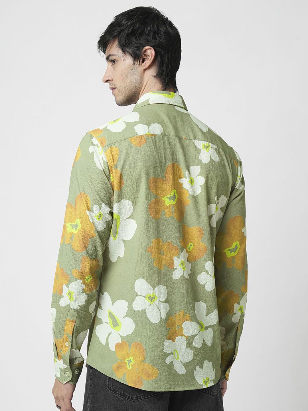 VASTRADO Men Classic Spread Collar Floral Printed Slim Fit Casual Shirt
