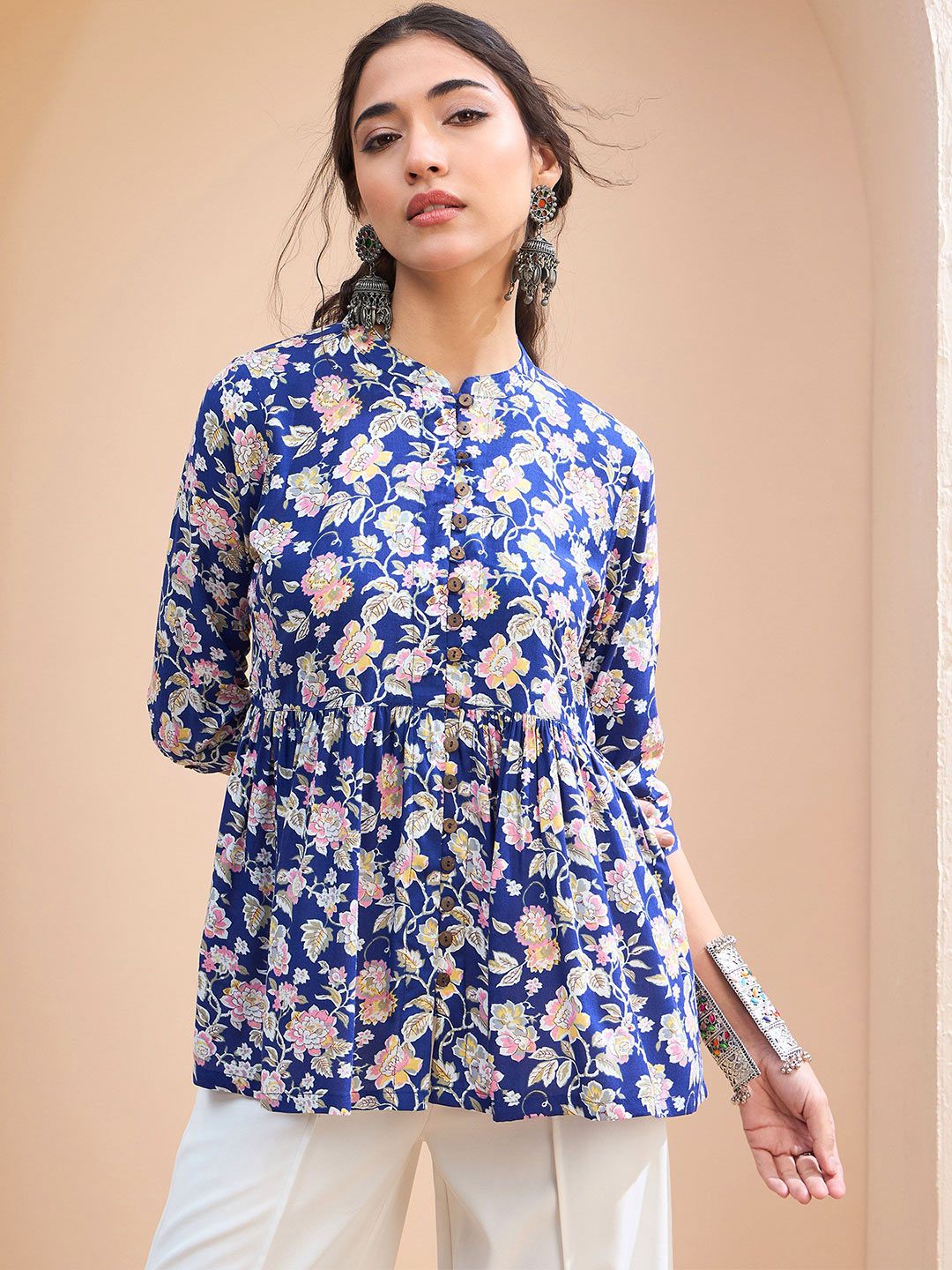 Shae by SASSAFRAS Floral Printed Pleated Kurti