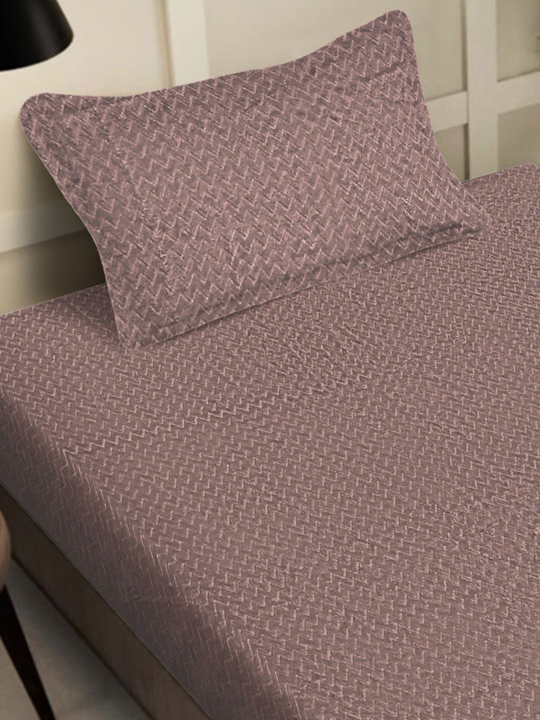 KLOTTHE  Brown Abstract 300TC Woollen Single Bedsheet & 1 Pillow Cover