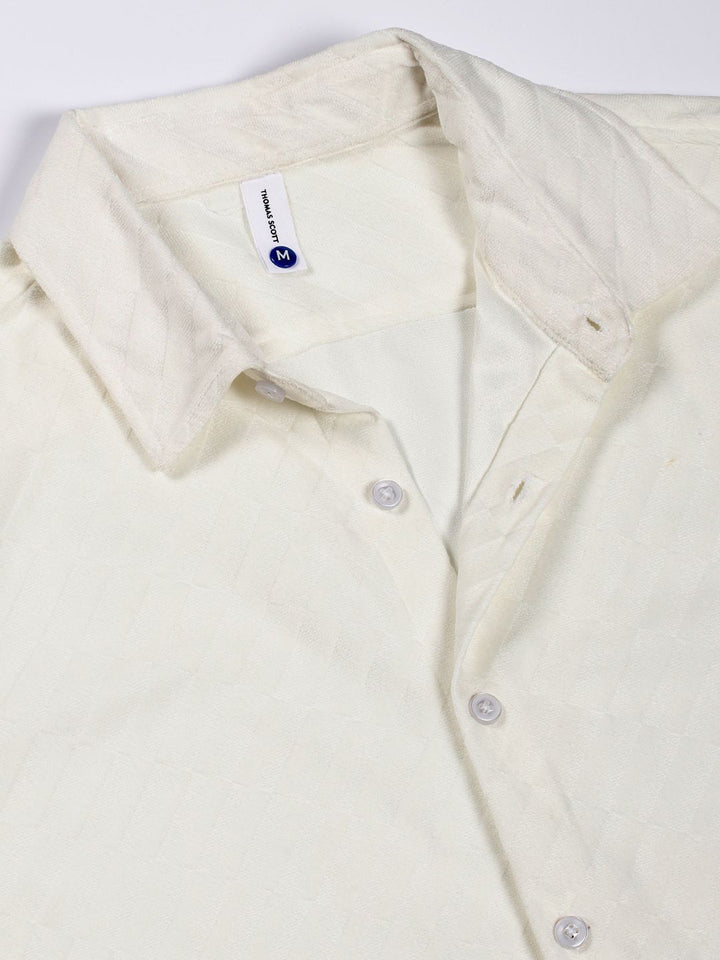 Thomas Scott Men Premium Spread Collar Textured Slim Fit Casual Shirt