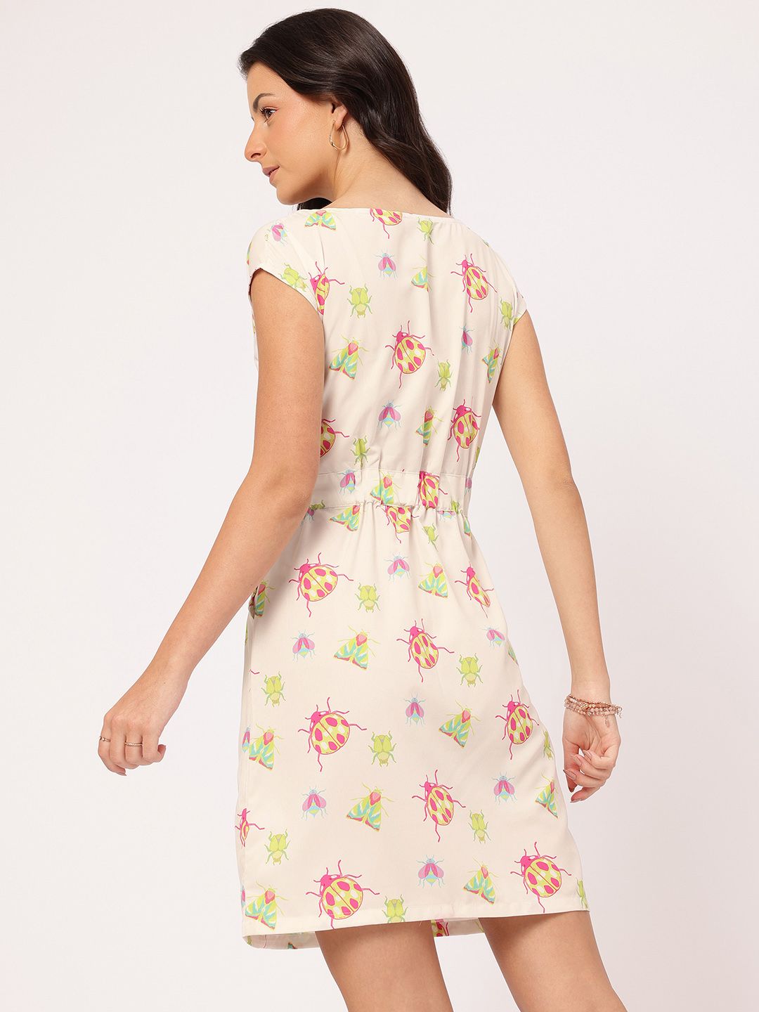 DressBerry Vacation Vibes Cinched Waist Conversational Print Sheath Dress