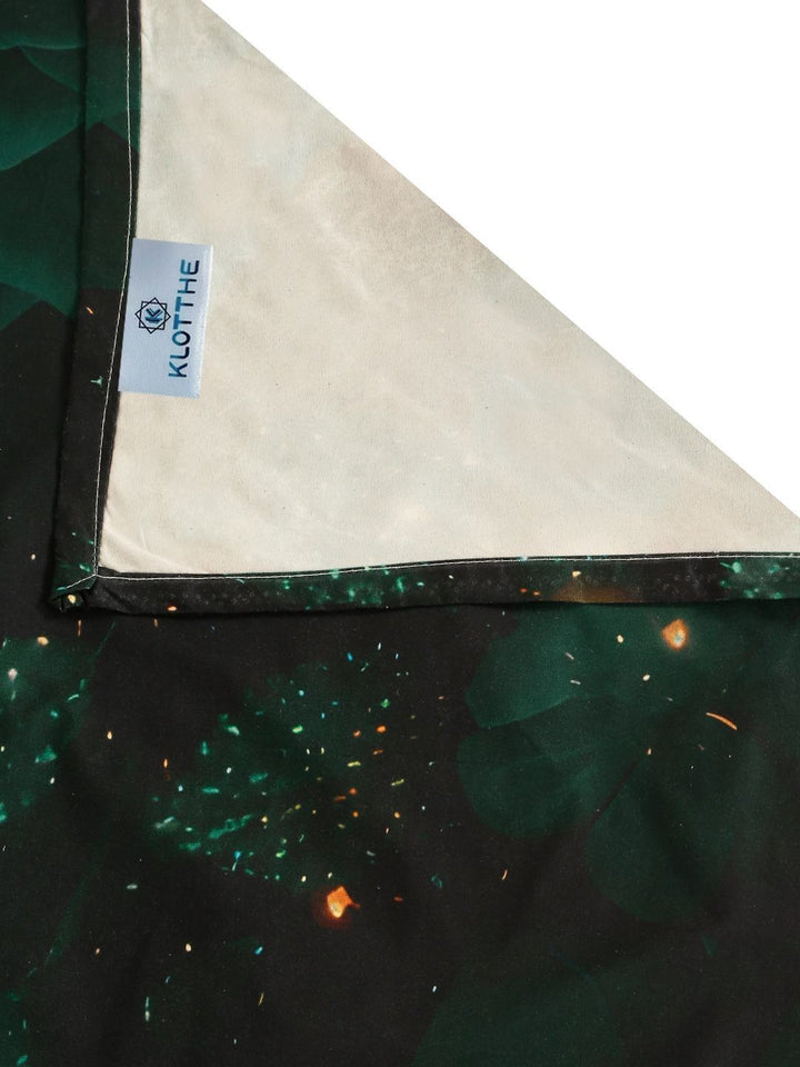 KLOTTHE Green Floral Printed Flat 300 TC King Bedsheet Dengan 2 Sarung Bantal