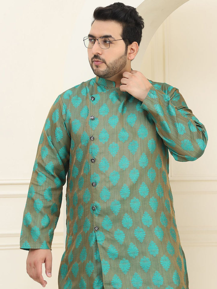 SOJANYA PLUS Plus Size Ethnic Motifs Embroidered Thread Work Kurta with Pyjamas