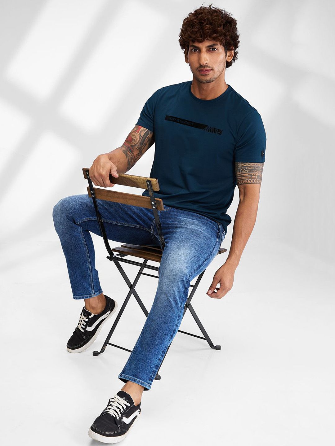 SPYKAR Men Slim Fit Light Fade Stretchable Jeans
