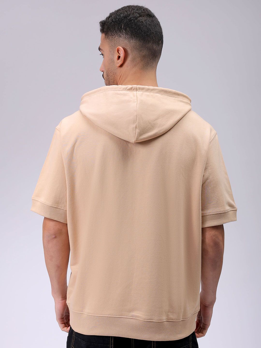 The Indian Garage Co Men Solid Hooded Pullover Short Sleeves Sweatshirt