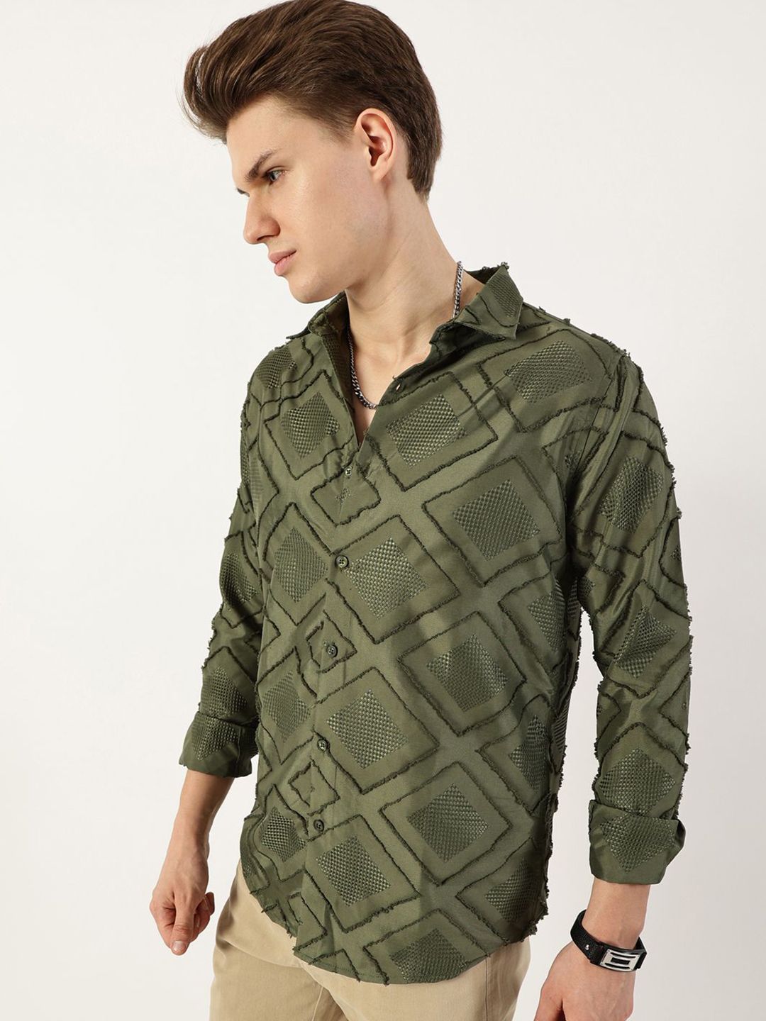 Thomas Scott Men Premium Spread Collar Textured Slim Fit Casual Shirt
