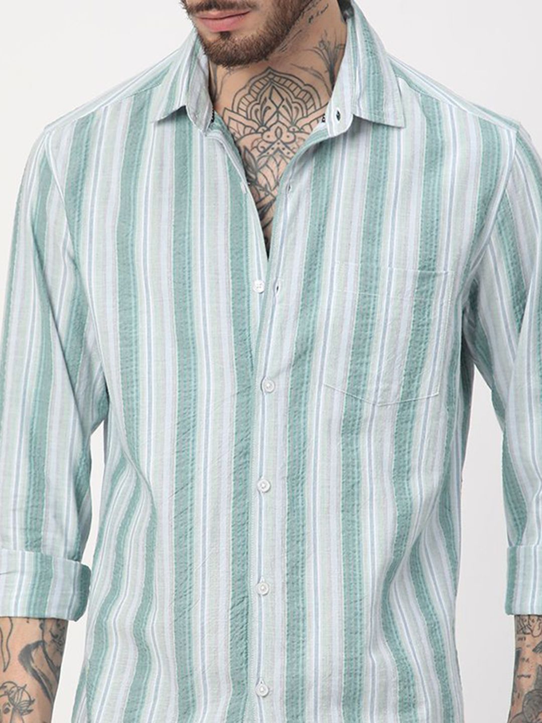 VASTRADO Men Striped Classic Slim Fit Cotton Casual Shirt