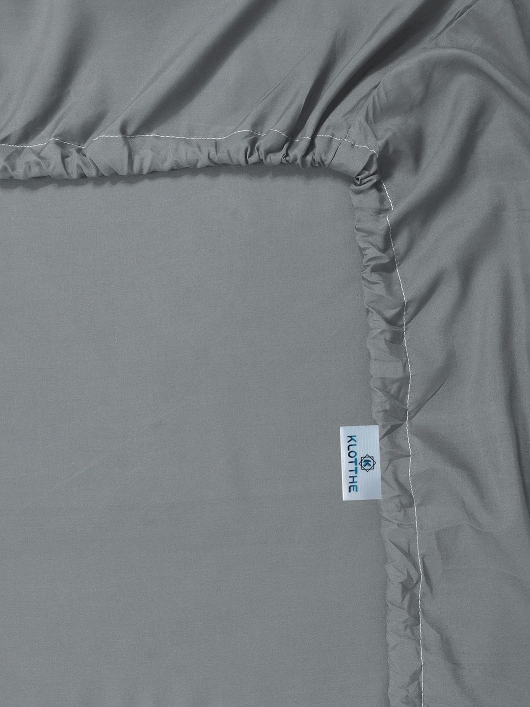 KLOTTHE Grey Colour Solid Fitted 300 TC King Fine Bedsheet With 4 Pillow Covers