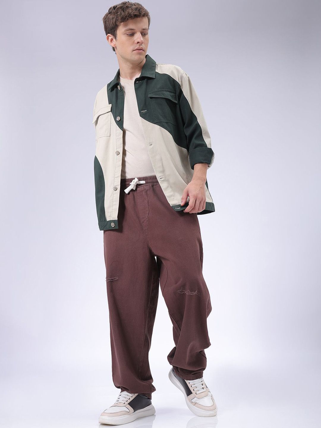The Indian Garage Co Men Baggy Fit Cotton Elasticated Waist Jeans