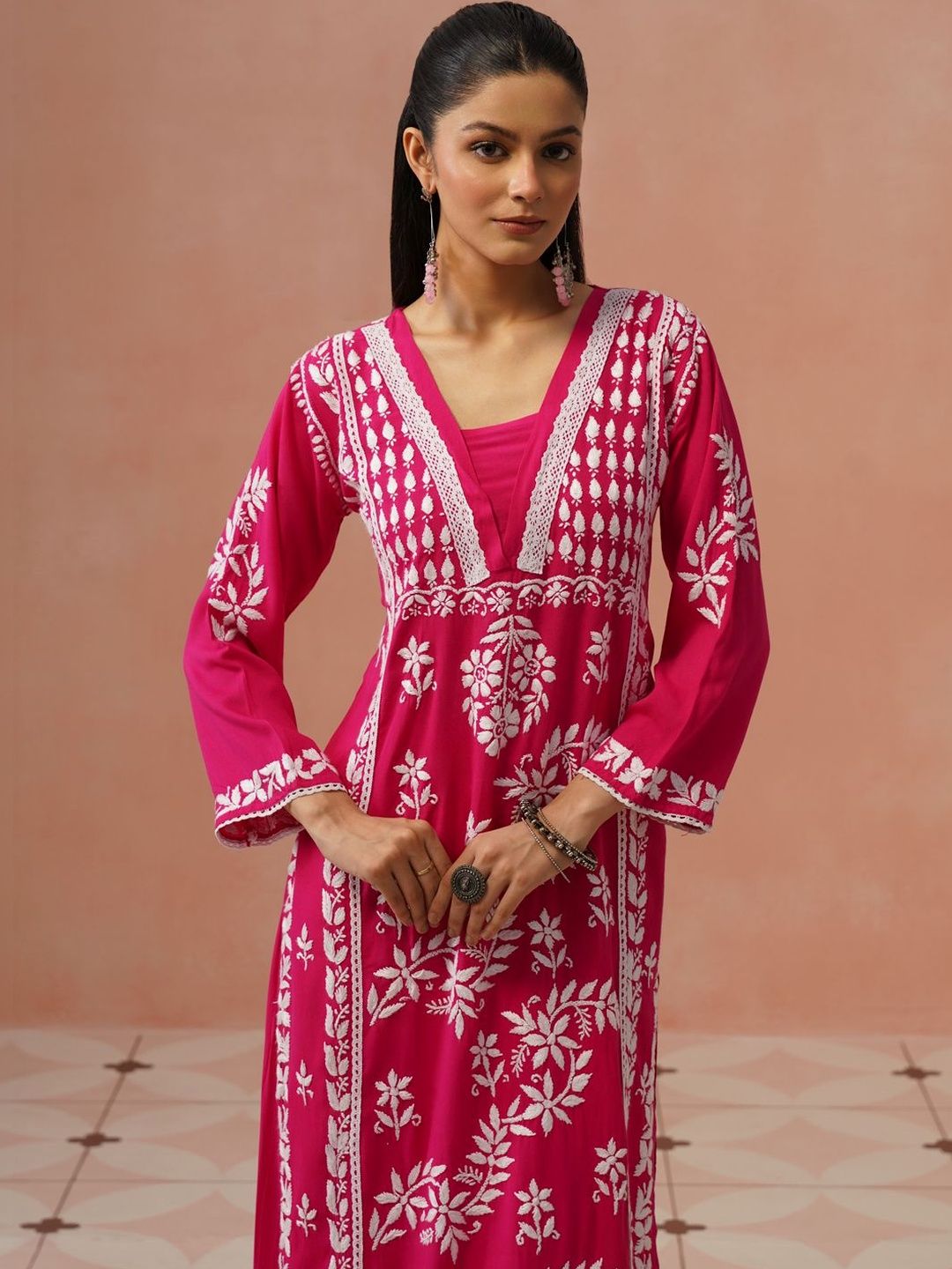 Rumah Chikankari Kurta Chikankari Biasa Wanita dengan Seluar