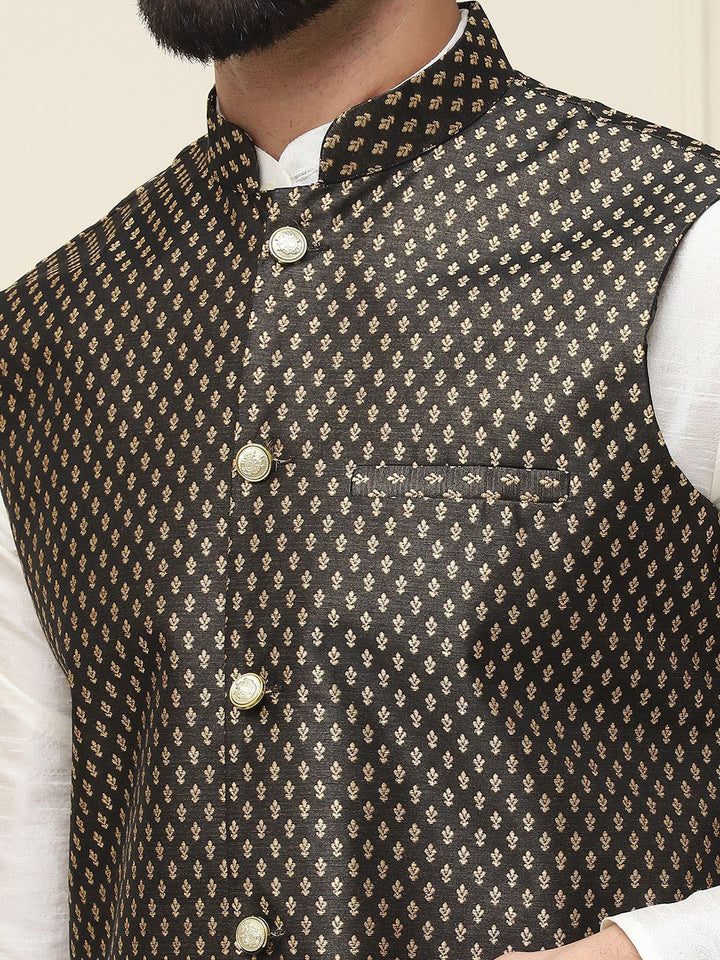 SOJANYA Mandarin Collar Silk Cotton Straight Kurta dengan jaket Churidar & Nehru
