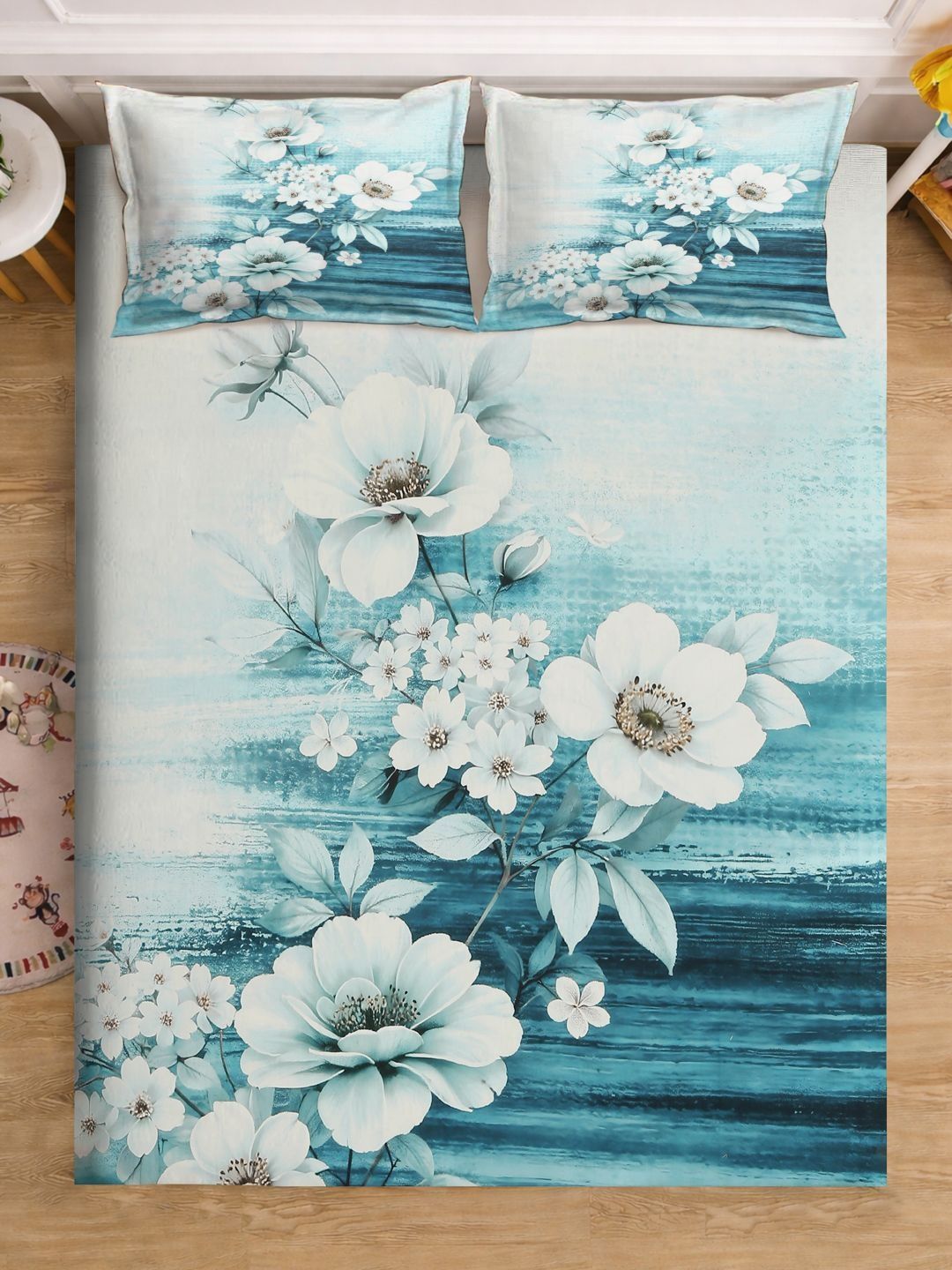 KLOTTHE White & Blue Floral Printed Fitted 300 TC King Fine Bedsheet With 2 Pillow Cover