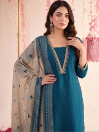 Mamicha Women Ethnic Motifs Thread Work Kurta with Trousers & With Dupatta