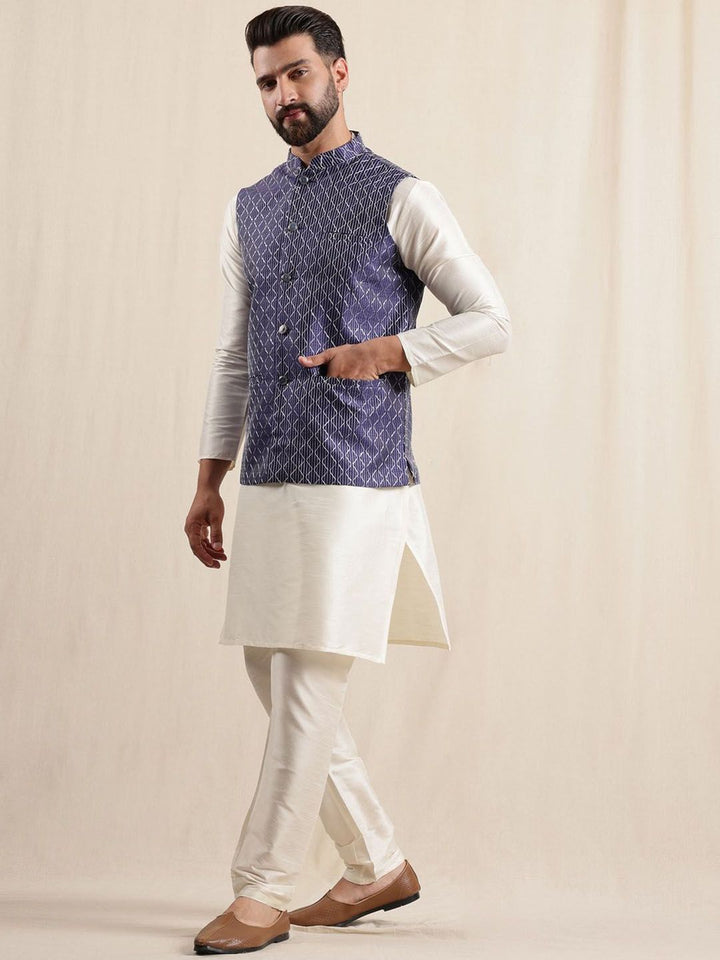 Anouk Mandarin Collar Straight Kurta With Pyjamas