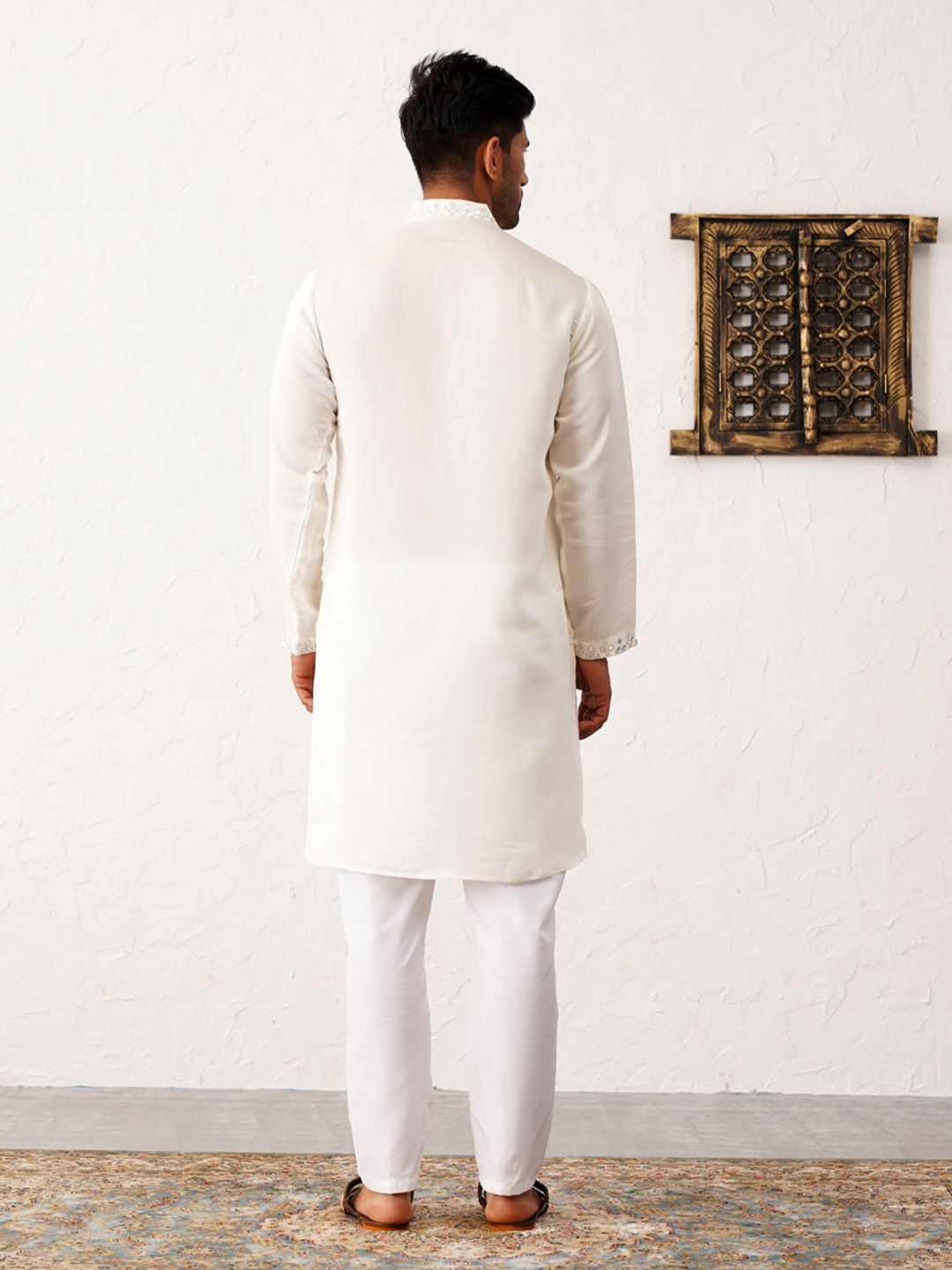 Jompers Floral Embroidered Mirror Work Mandarin Collar Kurta With Trousers