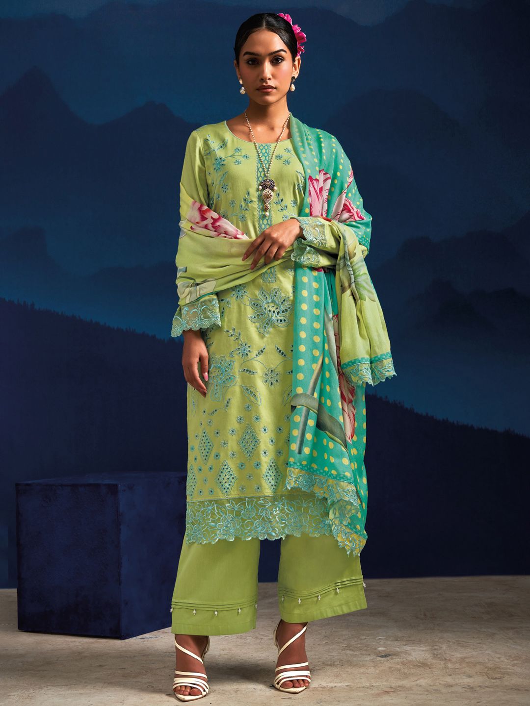 Indo Era Women Floral Embroidered Regular Thread Work Kurta with Trousers & With Dupatta