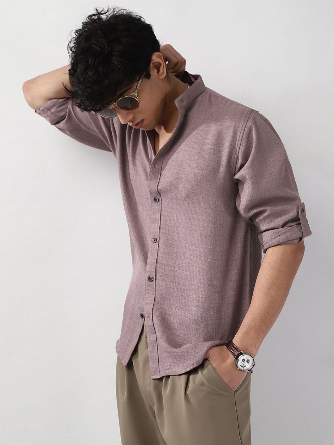 Urbano Fashion Men Purple Solid Linen Full Sleeve Relaxed Fit Mandarin Collar Casual Shirt