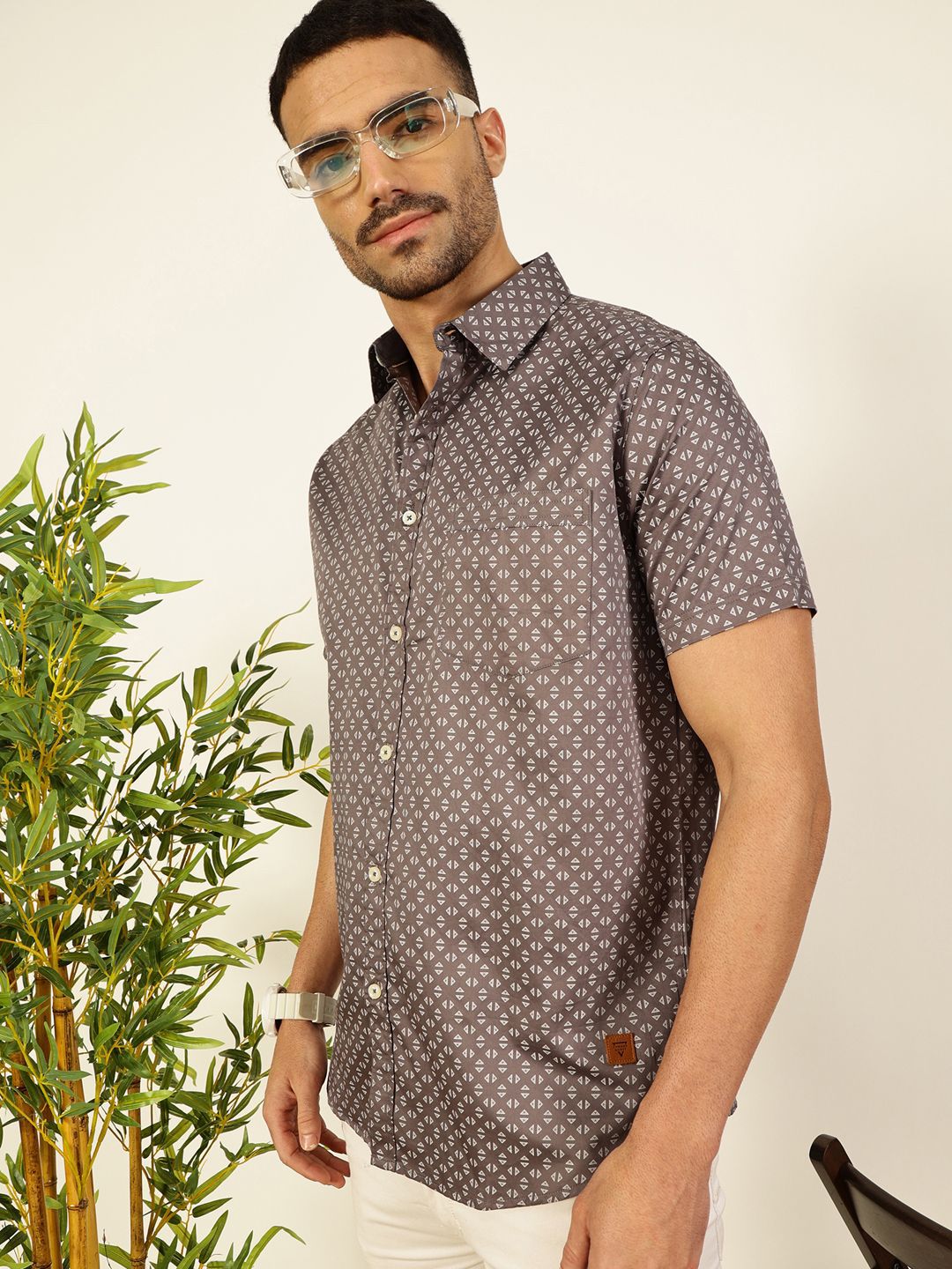 Thomas Scott Men Smart Spread Collar Micro Ditsy Printed Pure Cotton Casual Shirt