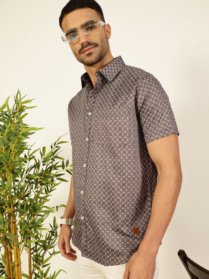 Thomas Scott Men Smart Spread Collar Micro Ditsy Printed Pure Cotton Casual Shirt